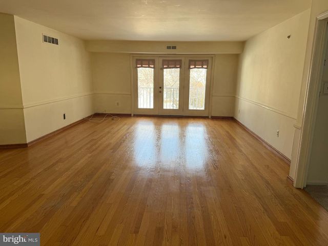 1714 STEAMBOAT STA, Southampton, PA 18966