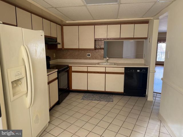 1714 STEAMBOAT STA, Southampton, PA 18966