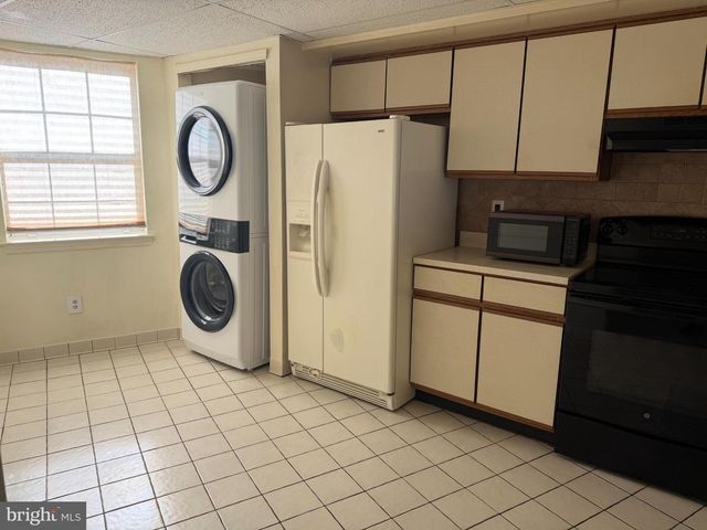 1714 STEAMBOAT STA, Southampton, PA 18966