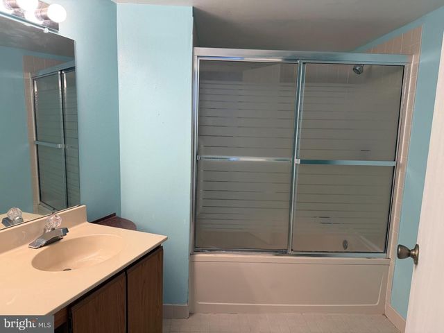 1714 STEAMBOAT STA, Southampton, PA 18966