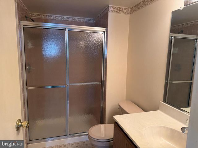 1714 STEAMBOAT STA, Southampton, PA 18966