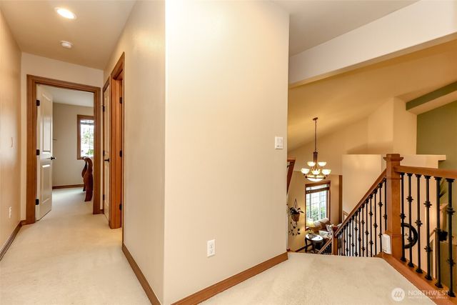 21305 62ND Street Ct E, Lake Tapps, WA 98391