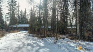 6460 E Edgerton Parks Road, Palmer, AK 99645