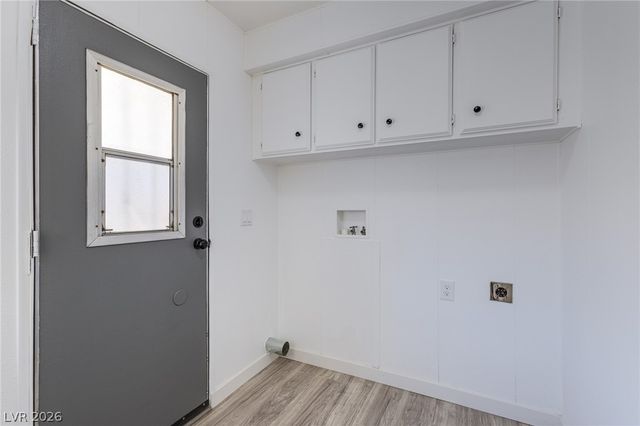 3230 La Barca Lane, Las Vegas, NV 89122
