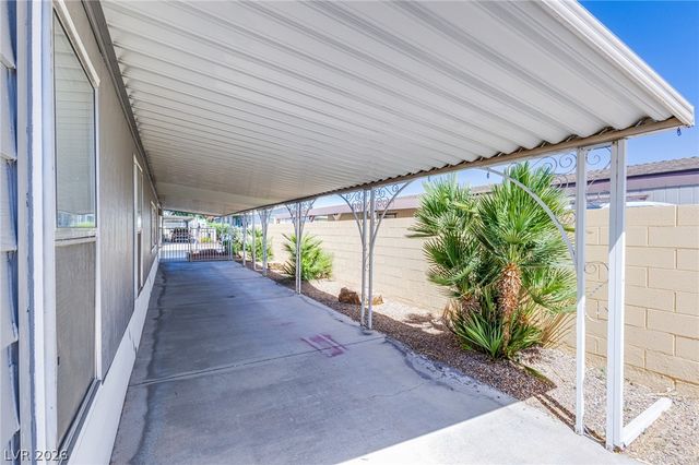 3230 La Barca Lane, Las Vegas, NV 89122