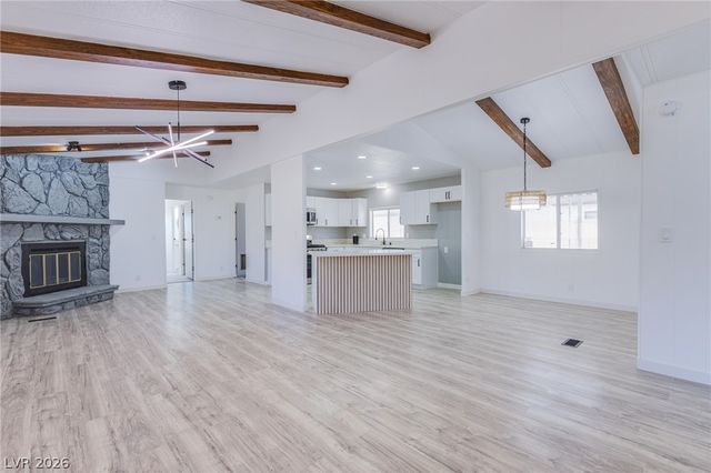 3230 La Barca Lane, Las Vegas, NV 89122