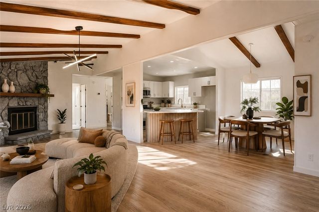 3230 La Barca Lane, Las Vegas, NV 89122