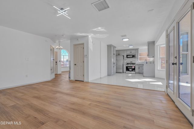 12608 SETTING SUN Drive, El Paso, TX 79938