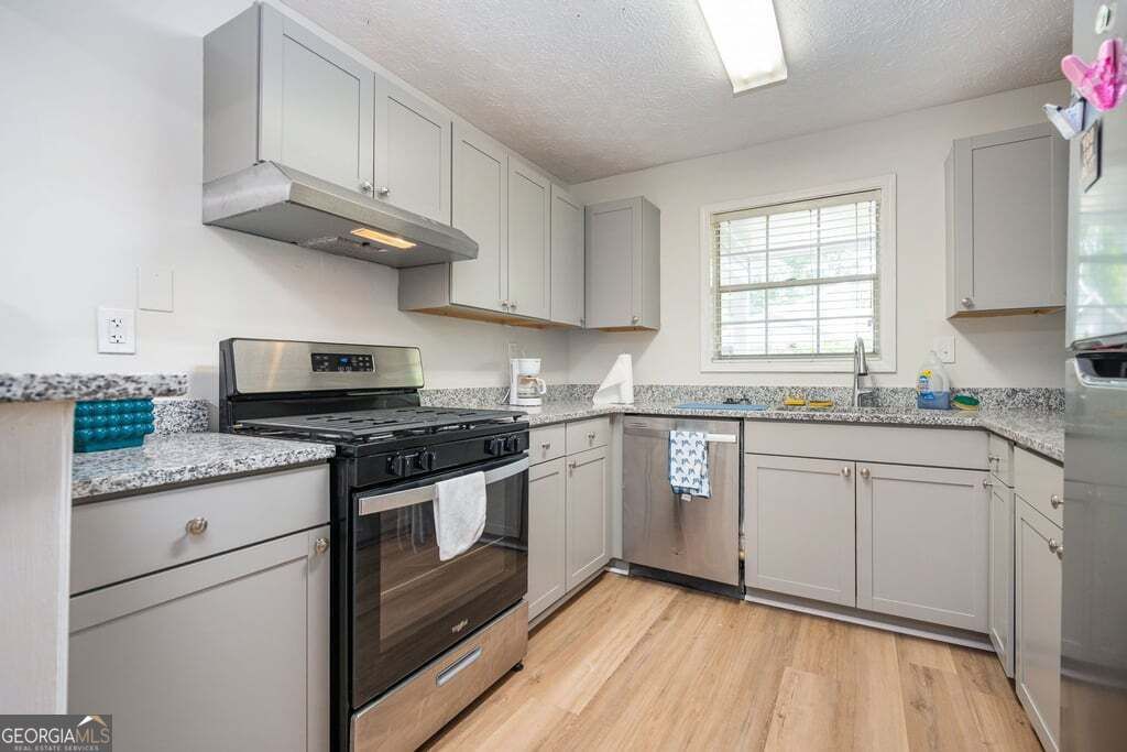 1105 Natchez Trc, Sandy Springs, GA 30350
