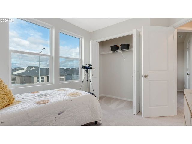 4959 Elvis Ave Ne, Salem, OR 97301