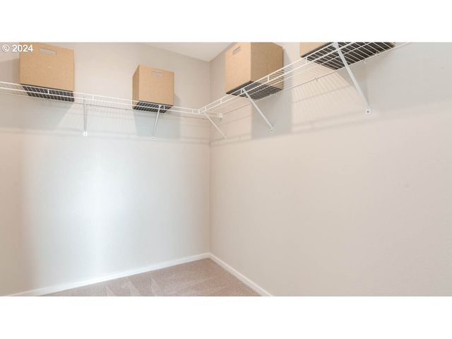 4959 Elvis Ave Ne, Salem, OR 97301