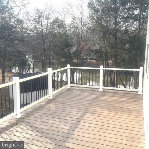 1002 POTOMAC DR, Stafford, VA 22554