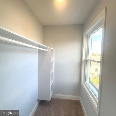 1002 POTOMAC DR, Stafford, VA 22554