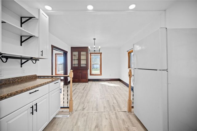 685 Herman Rd, Summit Twp, PA 16002