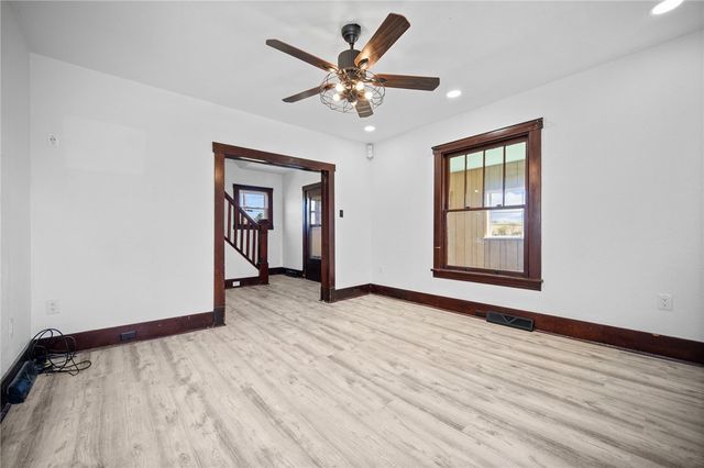 685 Herman Rd, Summit Twp, PA 16002
