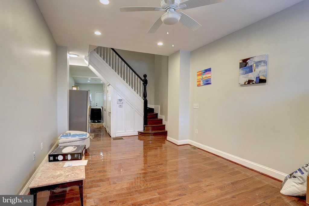 2321 BARCLAY ST, Baltimore, MD 21218