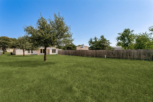639 Matador, Oak Point, TX 75068