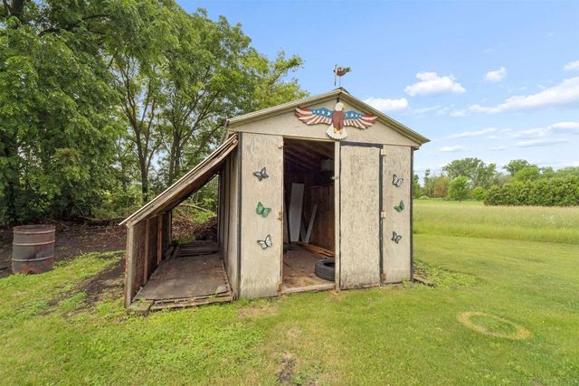 4533 GRANDVIEW ROAD, Larsen, WI 54947