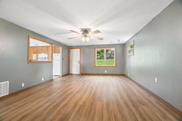 4533 GRANDVIEW ROAD, Larsen, WI 54947
