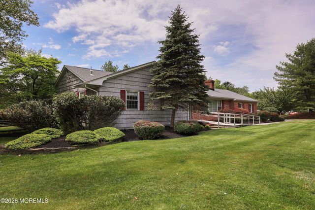 31 Mccampbell Road, Holmdel, NJ 07733