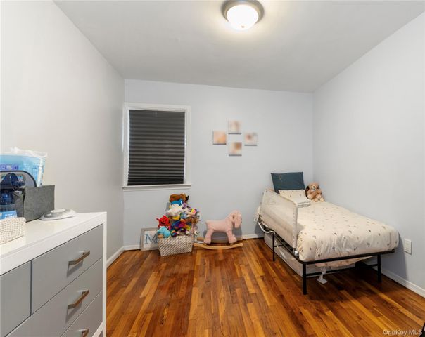 211 Beach 16th Street, Far Rockaway, NY 11691