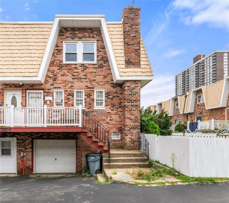 211 Beach 16th Street, Far Rockaway, NY 11691 — exterior