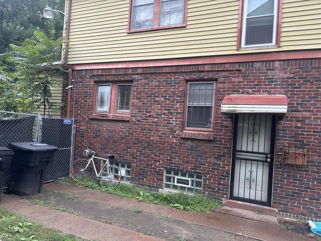 16825 Normandy Street, Detroit, MI 48221
