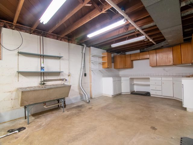 2861 Wellesley Drive, Columbus, OH 43221