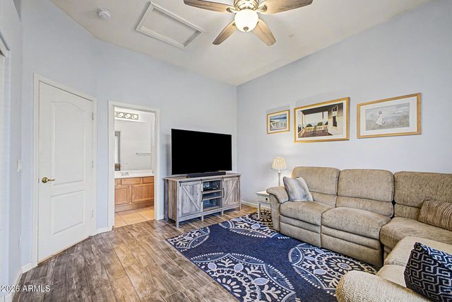 2263 E WATERVIEW Place, Chandler, AZ 85249