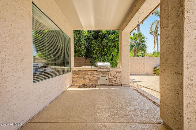 2263 E WATERVIEW Place, Chandler, AZ 85249