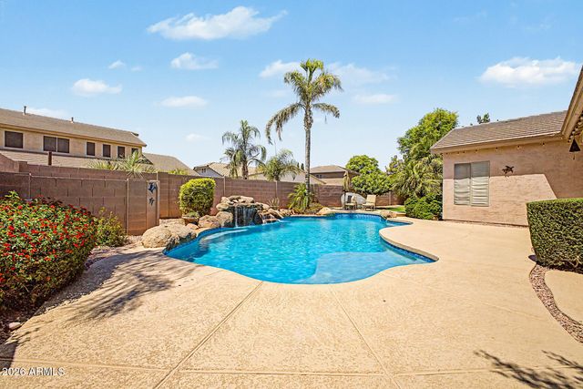 2263 E WATERVIEW Place, Chandler, AZ 85249