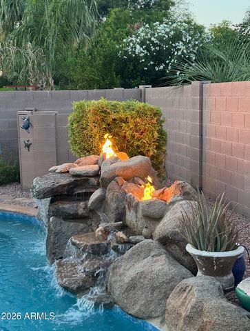 2263 E WATERVIEW Place, Chandler, AZ 85249