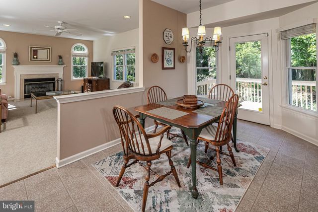 7 RINGOS MILL DR, Hopewell, NJ 08525