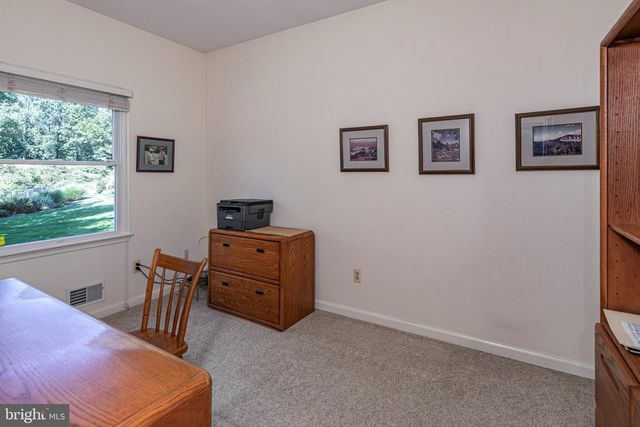 7 RINGOS MILL DR, Hopewell, NJ 08525