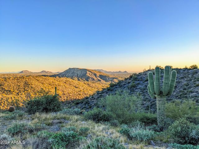 41786 N ROUNDUP Drive 17C, Scottsdale, AZ 85262