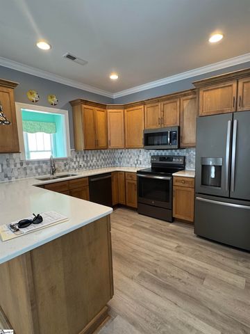 20 Shady Hollow Lane, Greer, SC 29651