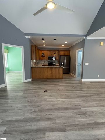 20 Shady Hollow Lane, Greer, SC 29651