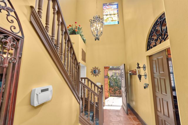 345 Charlotte St, St Augustine, FL 32084