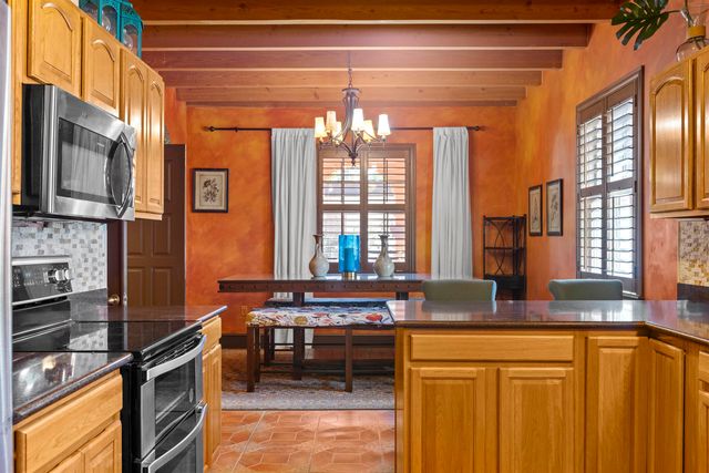 345 Charlotte St, St Augustine, FL 32084