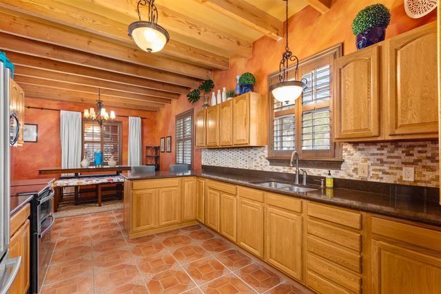 345 Charlotte St, St Augustine, FL 32084