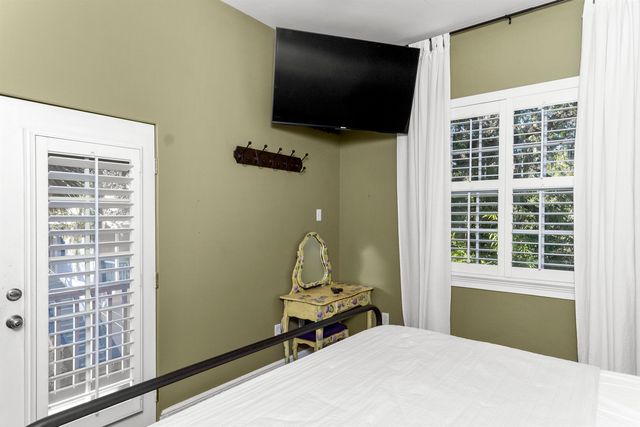 345 Charlotte St, St Augustine, FL 32084