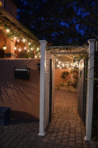 345 Charlotte St, St Augustine, FL 32084