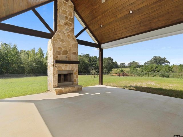 233 Coconut, Gilmer, TX 75644