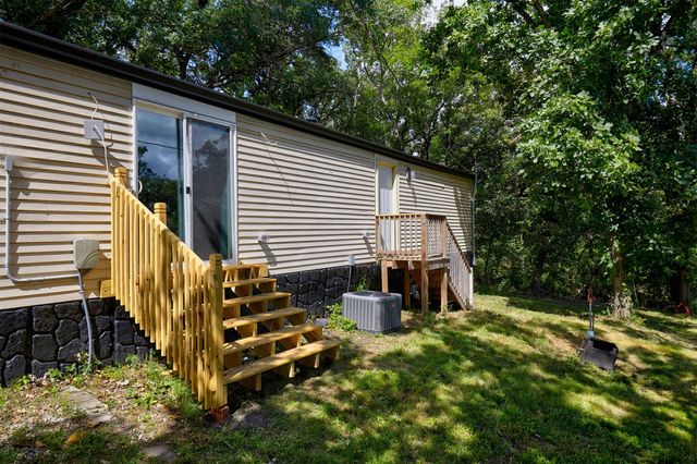 8447 Rosewood Street, Dexter, IA 50070