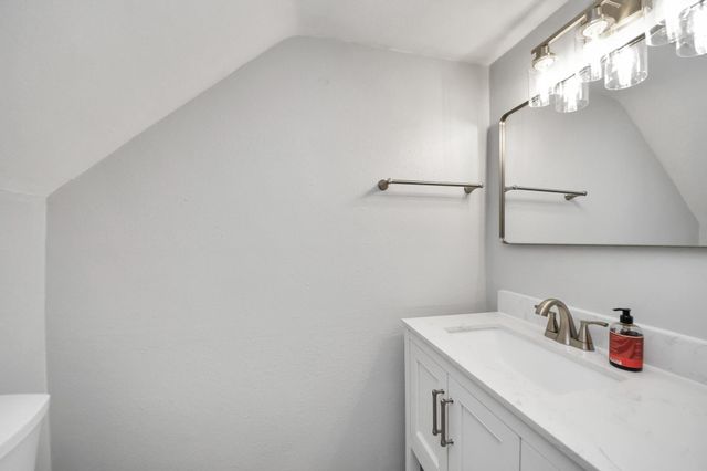 9303 Hammerly Boulevard 402, Houston, TX 77080