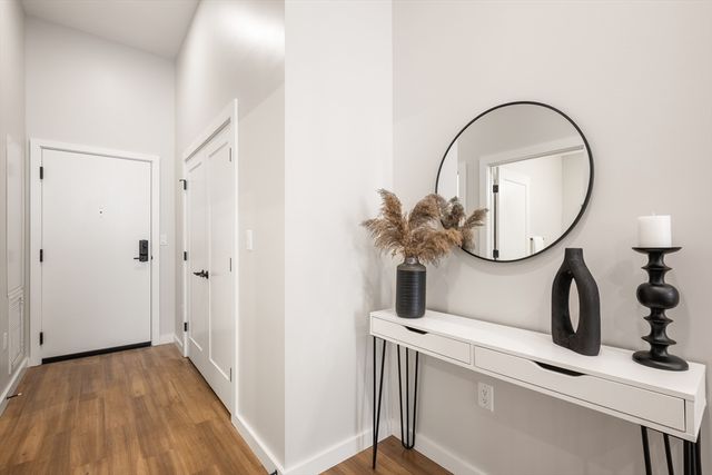 22 Elm St 302, Worcester, MA 01608