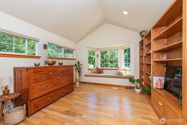 142 Charles Way, Sequim, WA 98382