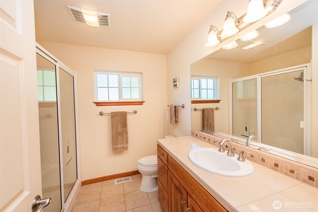 142 Charles Way, Sequim, WA 98382