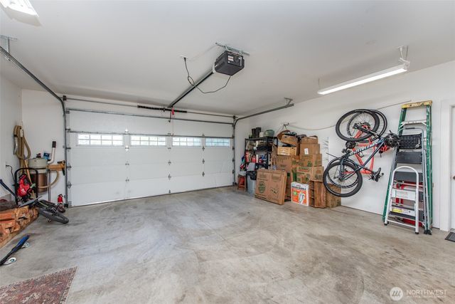 142 Charles Way, Sequim, WA 98382