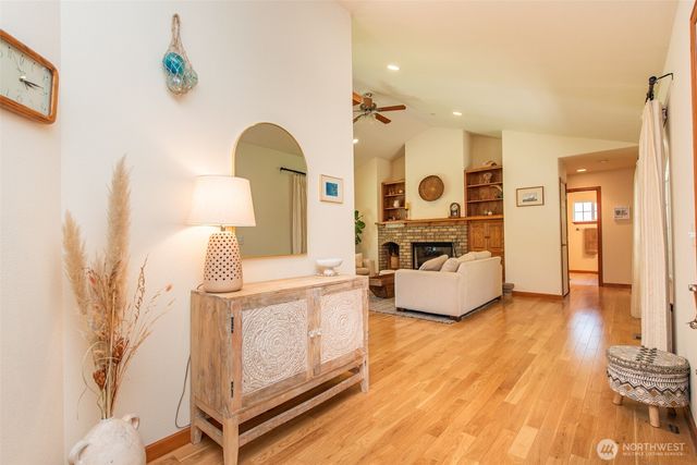 142 Charles Way, Sequim, WA 98382